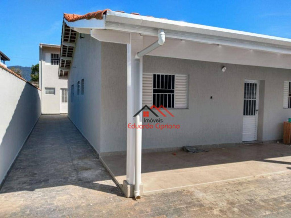 Casa com 4 Quartos à Venda, 164 m² em Praia Da Maranduba - Ubatuba