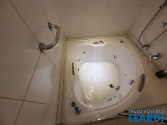 Imagem Apartamento com 4 Quartos à Venda, 242 m² em Santo Antônio - São Caetano Do Sul Imagem Apartamento com 4 Quartos à Venda, 242 m² em Santo Antônio - São Caetano Do Sul
