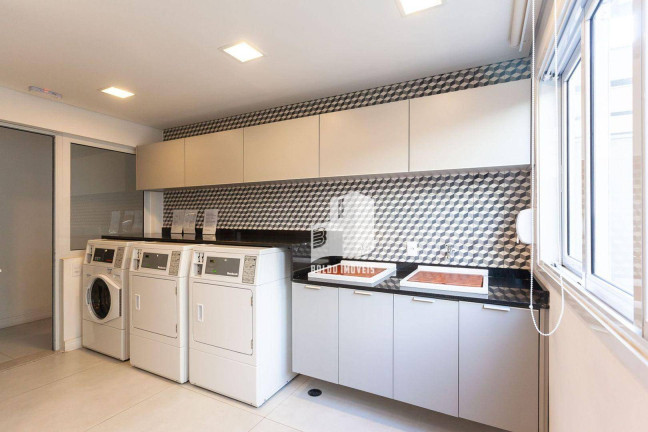 Imagem Apartamento com 1 Quarto à Venda, 33 m² em Campo Belo - São Paulo Imagem Apartamento com 1 Quarto à Venda, 33 m² em Campo Belo - São Paulo