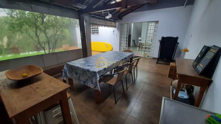 Imagem Casa com 3 Quartos à Venda, 300 m² em Vila Pires - Santo André Imagem Casa com 3 Quartos à Venda, 300 m² em Vila Pires - Santo André