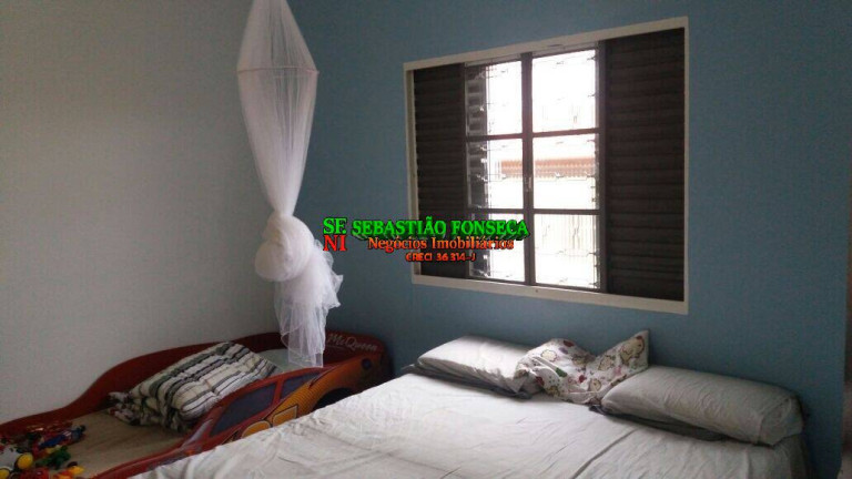 Imagem Sobrado com 3 Quartos à Venda, 12.879 m² em São José Dos Campos