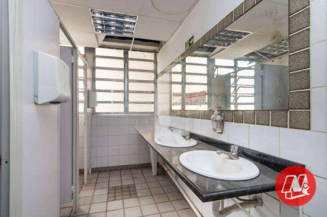 Imagem Sala Comercial à Venda ou Locação, 790 m² em Centro - Porto Alegre Imagem Sala Comercial à Venda ou Locação, 790 m² em Centro - Porto Alegre