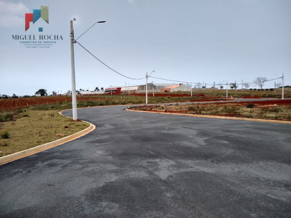 Imagem Terreno à Venda, 210 m² em Centro - Quadra Imagem Terreno à Venda, 210 m² em Centro - Quadra