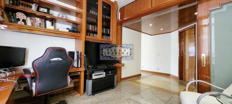 Imagem Apartamento com 4 Quartos à Venda, 300 m² em Ipanema - Rio De Janeiro Imagem Apartamento com 4 Quartos à Venda, 300 m² em Ipanema - Rio De Janeiro