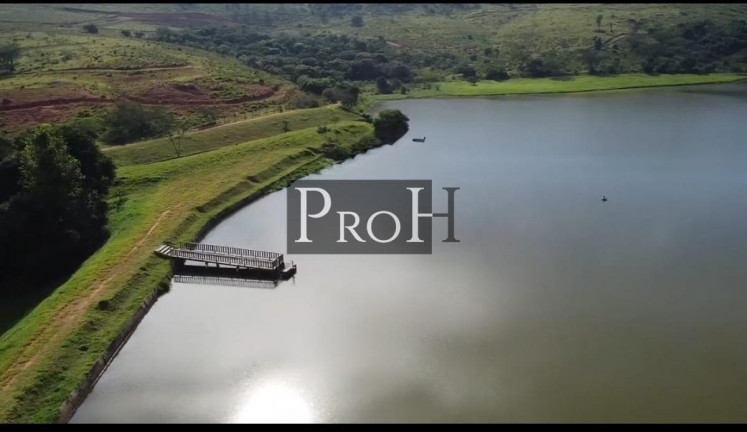 Imagem Terreno à Venda, 677 m² em Tanque - Atibaia