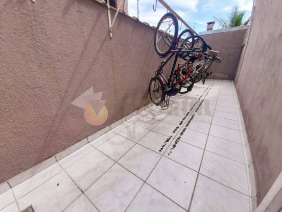 Imagem Casa de Condomínio com 1 Quarto à Venda, 42 m²