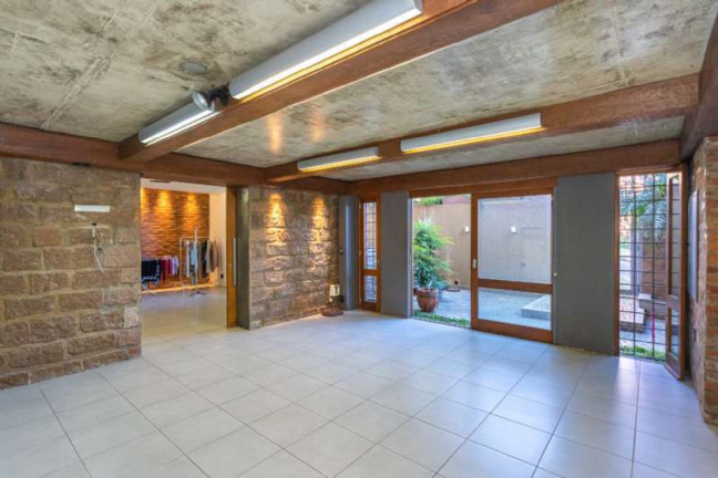 Imagem Casa com 4 Quartos à Venda, 351 m² em Nonoai - Porto Alegre Imagem Casa com 4 Quartos à Venda, 351 m² em Nonoai - Porto Alegre
