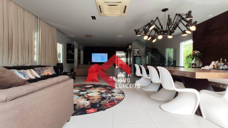 Imagem Casa com 4 Quartos à Venda, 350 m² em De Lourdes - Fortaleza Imagem Casa com 4 Quartos à Venda, 350 m² em De Lourdes - Fortaleza