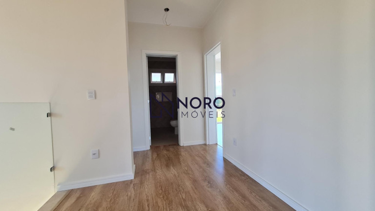 Imagem Casa de Condomínio com 3 Quartos à Venda, 220 m² em Tomazetti - Santa Maria Imagem Casa de Condomínio com 3 Quartos à Venda, 220 m² em Tomazetti - Santa Maria