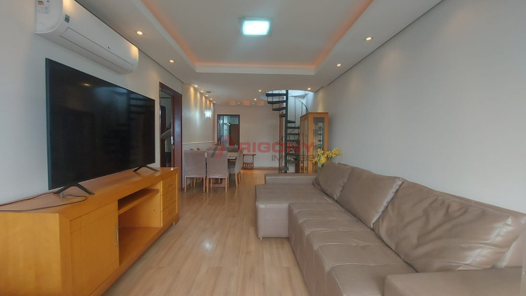 Imagem Cobertura com 3 Quartos à Venda, 167 m² em Centro - Santa Maria Imagem Cobertura com 3 Quartos à Venda, 167 m² em Centro - Santa Maria
