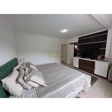 Imagem Casa com 3 Quartos à Venda, 380 m² em Ariribá - Balneário Camboriú