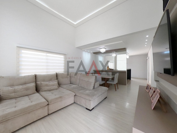 Imagem Casa com 2 Quartos à Venda, 325 m² em Cascavel - Guarapuava Imagem Casa com 2 Quartos à Venda, 325 m² em Cascavel - Guarapuava