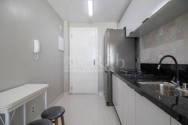 Imagem Cobertura com 4 Quartos à Venda, 163 m² em Centro - Balneário Camboriú Imagem Cobertura com 4 Quartos à Venda, 163 m² em Centro - Balneário Camboriú