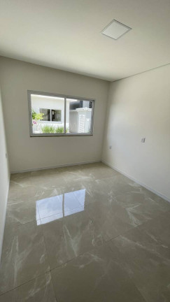 Imagem Casa com 2 Quartos à Venda, 80 m² em Centro - Balneário Piçarras Imagem Casa com 2 Quartos à Venda, 80 m² em Centro - Balneário Piçarras