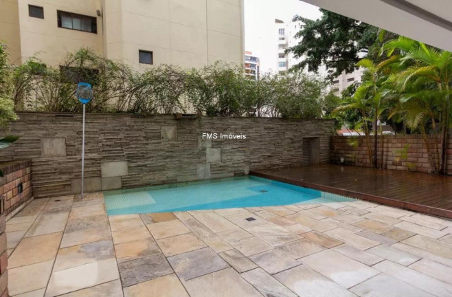 Imagem Imóvel com 4 Quartos à Venda, 188 m² em Moema - São Paulo Imagem Imóvel com 4 Quartos à Venda, 188 m² em Moema - São Paulo