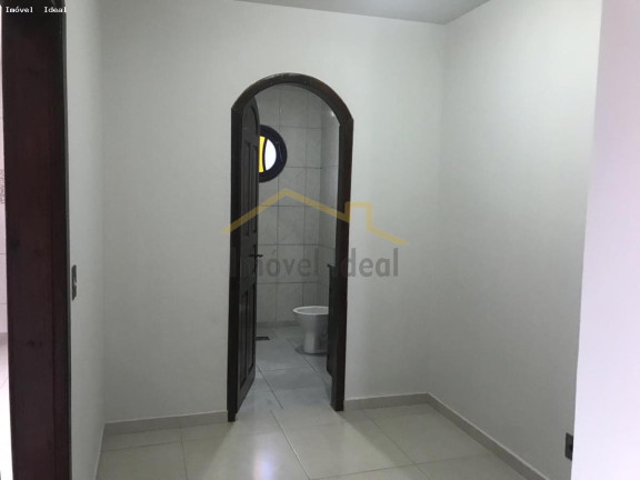 Imagem Casa com 3 Quartos à Venda, 480 m² em Vila Amélia - Pinhais Imagem Casa com 3 Quartos à Venda, 480 m² em Vila Amélia - Pinhais