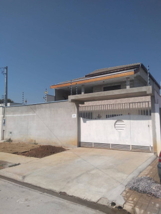 Imagem Casa com 4 Quartos à Venda, 300 m² em Jardim Oásis - Taubaté Imagem Casa com 4 Quartos à Venda, 300 m² em Jardim Oásis - Taubaté