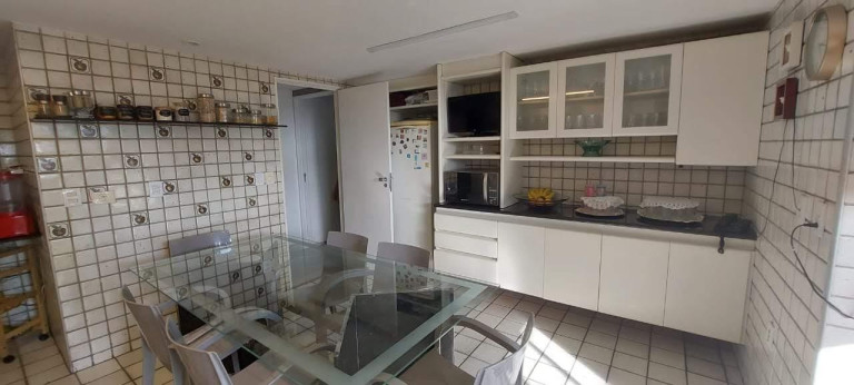 Imagem Imóvel com 3 Quartos à Venda, 225 m² em Beira Rio - Recife Imagem Imóvel com 3 Quartos à Venda, 225 m² em Beira Rio - Recife