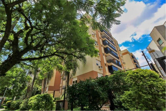 Imagem Imóvel com 3 Quartos à Venda, em Boa Vista - Porto Alegre Imagem Imóvel com 3 Quartos à Venda, em Boa Vista - Porto Alegre