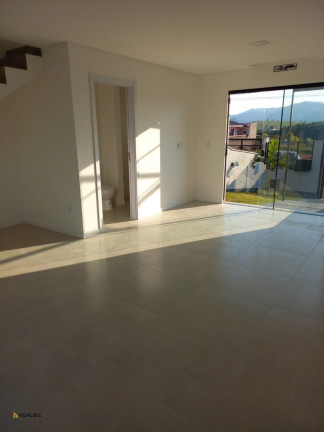 Imagem Sobrado com 2 Quartos à Venda, 89 m² em Areias De Baixo - Governador Celso Ramos Imagem Sobrado com 2 Quartos à Venda, 89 m² em Areias De Baixo - Governador Celso Ramos
