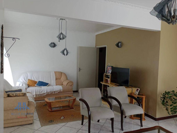 Casa com 6 Quartos à Venda, 250 m² em Capoeiras - Florianópolis