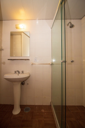 Imagem Imóvel com 1 Quarto à Venda, 27 m² em Centro Histórico - Porto Alegre Imagem Imóvel com 1 Quarto à Venda, 27 m² em Centro Histórico - Porto Alegre