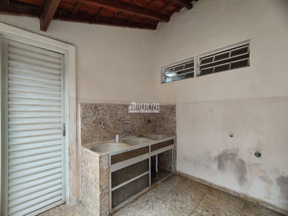 Imagem Casa com 3 Quartos à Venda, 200 m² em Nossa Senhora Da Abadia - Uberaba Imagem Casa com 3 Quartos à Venda, 200 m² em Nossa Senhora Da Abadia - Uberaba