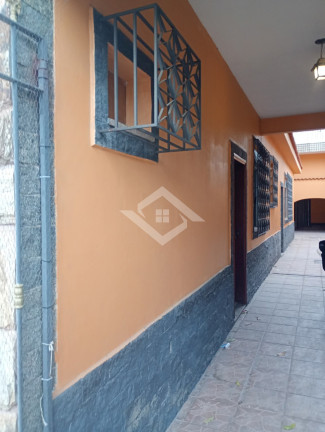 Imagem Casa com 4 Quartos à Venda, 250 m² em Vila Kosmos - Rio De Janeiro Imagem Casa com 4 Quartos à Venda, 250 m² em Vila Kosmos - Rio De Janeiro