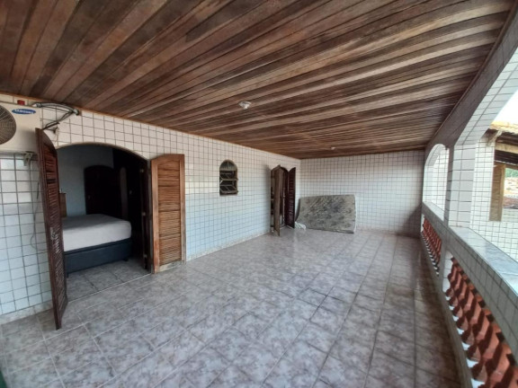 Imagem Casa com 5 Quartos à Venda, em Sítio Do Campo - Praia Grande Imagem Casa com 5 Quartos à Venda, em Sítio Do Campo - Praia Grande