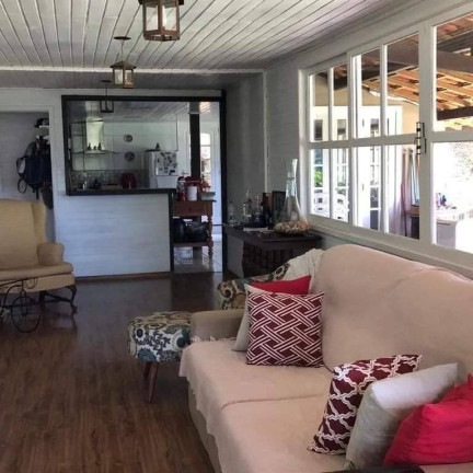Imagem Casa com 3 Quartos à Venda, em Debossan - Nova Friburgo Imagem Casa com 3 Quartos à Venda, em Debossan - Nova Friburgo