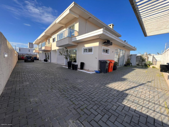 Imagem Casa com 3 Quartos à Venda, 130 m² em Ingleses Norte - Florianópolis Imagem Casa com 3 Quartos à Venda, 130 m² em Ingleses Norte - Florianópolis