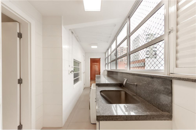 Imagem Apartamento com 3 Quartos à Venda, 198 m² em Itaim Bibi - São Paulo Imagem Apartamento com 3 Quartos à Venda, 198 m² em Itaim Bibi - São Paulo