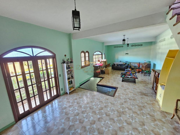 Imagem Casa com 3 Quartos à Venda, 217 m² em Barra Do Imbuí - Teresópolis Imagem Casa com 3 Quartos à Venda, 217 m² em Barra Do Imbuí - Teresópolis