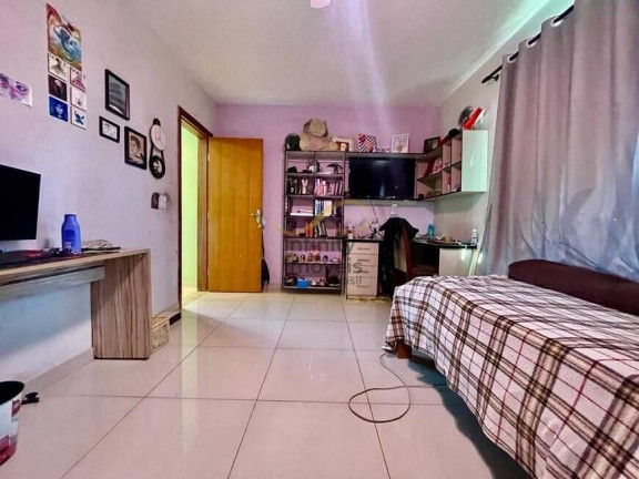 Imagem Casa com 4 Quartos à Venda, 210 m² em Santa Terezinha - Belo Horizonte