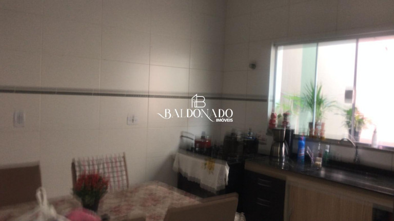 Imagem Casa com 3 Quartos à Venda, 90 m² em Centro - Extrema Imagem Casa com 3 Quartos à Venda, 90 m² em Centro - Extrema