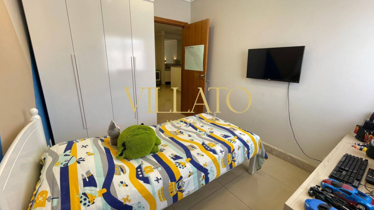 Imagem Sobrado com 3 Quartos à Venda, 353 m² em Jardins Atenas - Goiânia Imagem Sobrado com 3 Quartos à Venda, 353 m² em Jardins Atenas - Goiânia