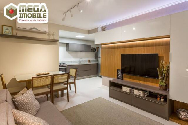 Imagem Apartamento com 1 Quarto à Venda, 50 m² em Centro - Florianópolis Imagem Apartamento com 1 Quarto à Venda, 50 m² em Centro - Florianópolis