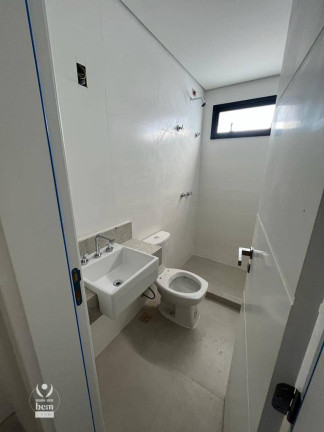 Imagem Sobrado com 3 Quartos à Venda, 131 m² em Pilarzinho - Curitiba
