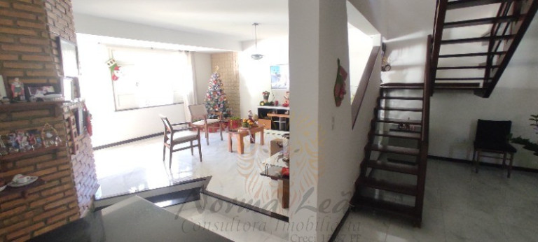 Imagem Casa com 5 Quartos à Venda, 340 m² em Farolândia - Aracaju Imagem Casa com 5 Quartos à Venda, 340 m² em Farolândia - Aracaju