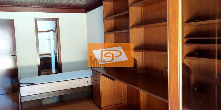 Imagem Casa com 5 Quartos à Venda, 441 m² em Castelanea - Petrópolis Imagem Casa com 5 Quartos à Venda, 441 m² em Castelanea - Petrópolis