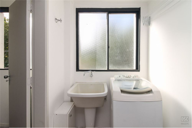 Imagem Imóvel com 2 Quartos à Venda, em Rio Branco - Porto Alegre Imagem Imóvel com 2 Quartos à Venda, em Rio Branco - Porto Alegre