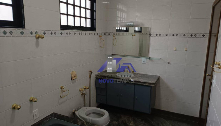 Imagem Casa com 3 Quartos à Venda, 210 m² em Dona Amélia - Araçatuba Imagem Casa com 3 Quartos à Venda, 210 m² em Dona Amélia - Araçatuba