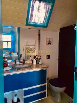Imagem Casa com 3 Quartos à Venda, 176 m² em Parque Monte Belo - Campos Do Jordão Imagem Casa com 3 Quartos à Venda, 176 m² em Parque Monte Belo - Campos Do Jordão