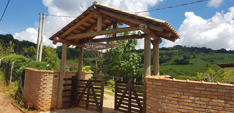 Imagem Chácara com 3 Quartos à Venda, 24.000 m² em Pedra Bela Imagem Chácara com 3 Quartos à Venda, 24.000 m² em Pedra Bela