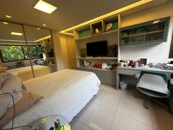 Imagem Apartamento com 4 Quartos à Venda, 190 m² em Jaqueira - Recife