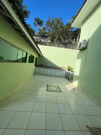 Imagem Casa com 3 Quartos à Venda, 1 m² em Lagoa - Macaé Imagem Casa com 3 Quartos à Venda, 1 m² em Lagoa - Macaé