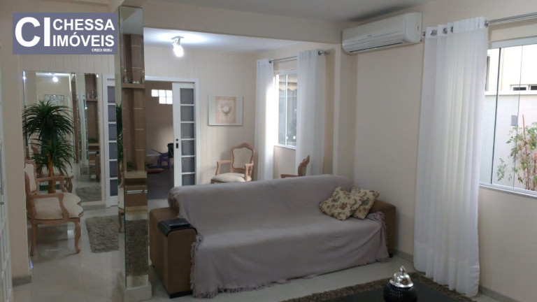 Imagem Sobrado com 3 Quartos à Venda, 300 m² em Fazenda - Itajaí Imagem Sobrado com 3 Quartos à Venda, 300 m² em Fazenda - Itajaí
