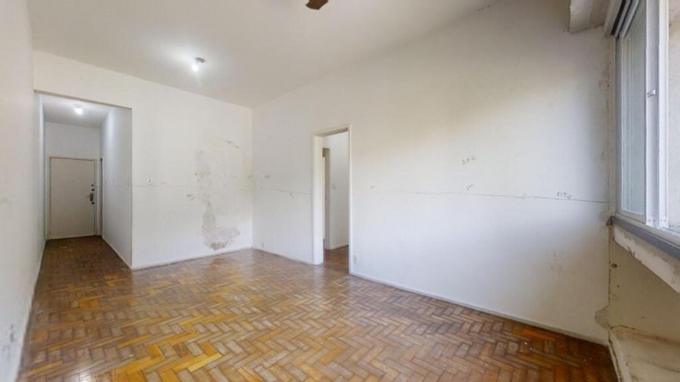 Imagem Imóvel com 3 Quartos à Venda, 97 m² em Laranjeiras - Rio De Janeiro Imagem Imóvel com 3 Quartos à Venda, 97 m² em Laranjeiras - Rio De Janeiro