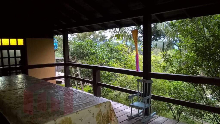 Imagem Imóvel com 2 Quartos à Venda, 1.800 m²