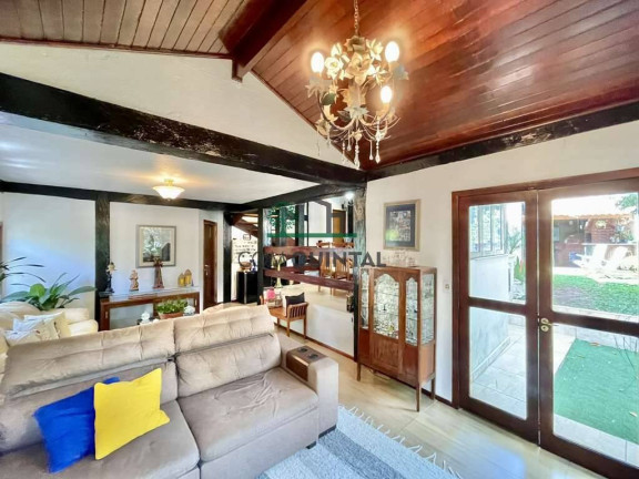 Imagem Casa com 3 Quartos à Venda, 343 m² em Fazendinha - Carapicuíba